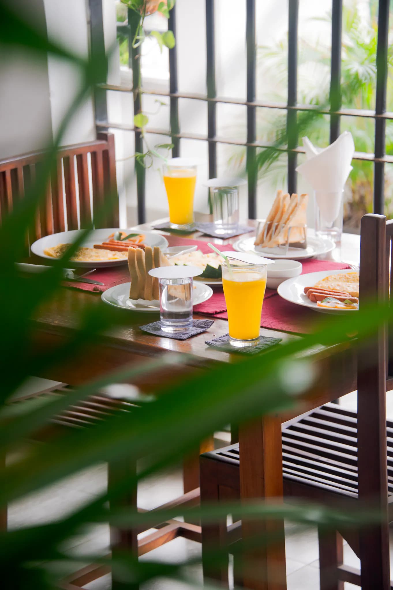 Breakfast by the garden window
