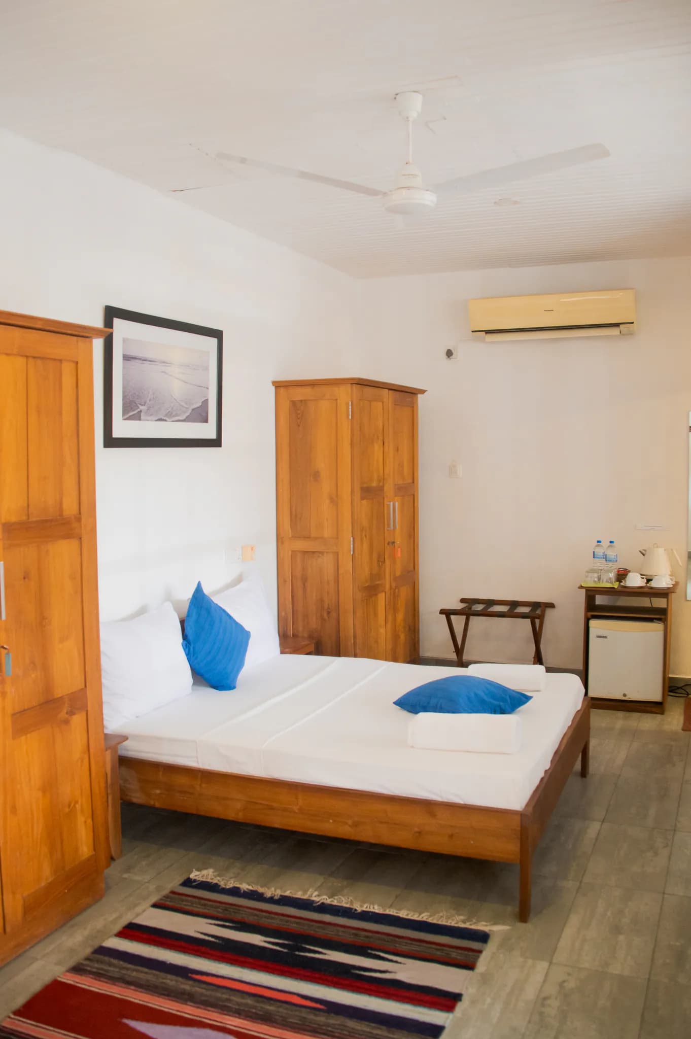 Double room with wardrobes